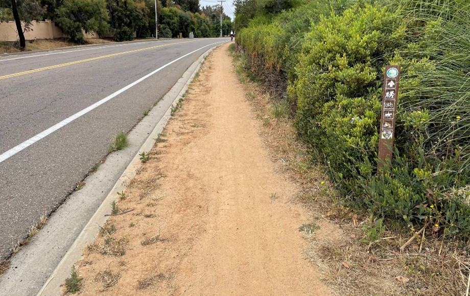 Photo of existing conditions for Olivenhain trail project along Rancho Santa Fe Road